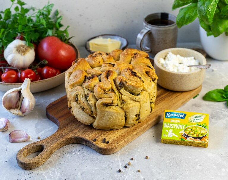 Chlebek czosnkowo-ziołowy