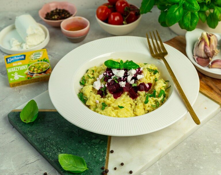 Risotto z pieczonym burakiem i kozim serem
